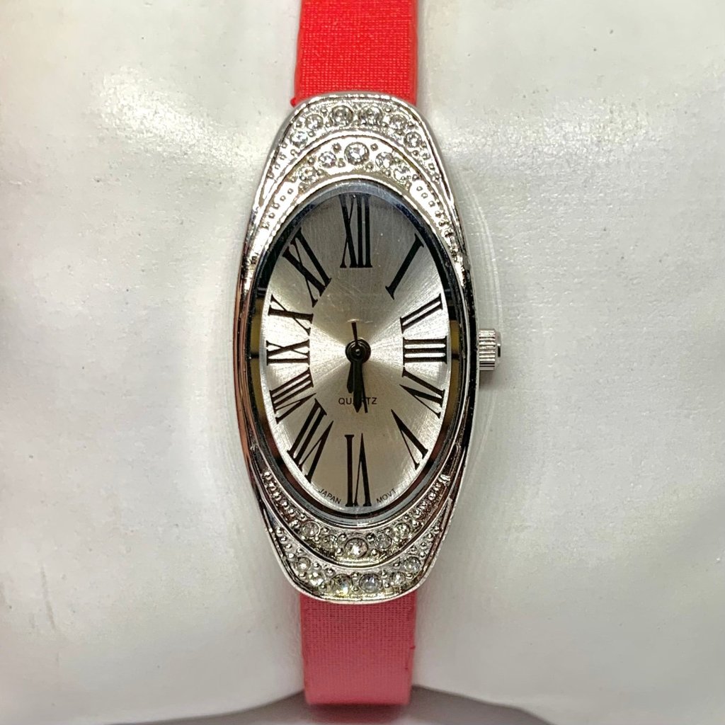 Womens Watch Quartz Analog Silver Tone Crystal 20mm Case Red Leather Band Runs Womens Watch Quartz Analog Silver Tone Crystal 20mm Case Red Leather Band Runs